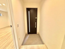 【東京都/国分寺市西町】国分寺市西町8期　新築戸建1号棟 玄関