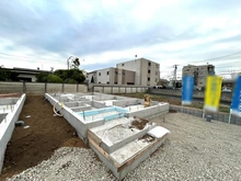 【東京都/国分寺市東戸倉】国分寺市東戸倉1丁目新築戸建 1号棟 建築中の外観：全３棟