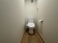 【東京都/国立市中】国立市中3丁目新築戸建 1号棟 トイレ：2F
