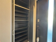 【東京都/国立市西】国立市西2丁目新築戸建 2号棟 玄関：玄関収納