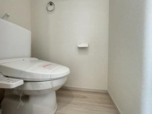 【東京都/八王子市兵衛】八王子市兵衛2丁目（2号棟）　新築戸建 トイレ：2F