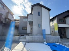 【東京都/八王子市兵衛】八王子市兵衛2丁目（4号棟）　新築戸建 外観：全4棟
写真中央（4号棟）