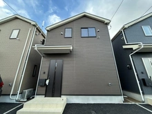 【東京都/国分寺市東戸倉】国分寺市東戸倉1丁目新築戸建 2号棟 外観：全3区画 中央