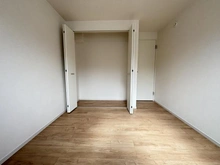 【東京都/小平市仲町】小平市仲町 新築戸建 洋室：階段右横の約5.2帖の洋室の収納開放時