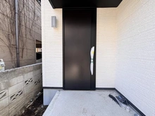 【東京都/国立市青柳】国立市青柳3丁目　新築戸建 玄関