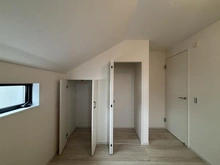 【東京都/国分寺市高木町】国分寺市高木町1丁目（2号棟）　新築戸建 収納：約5.2帖の納戸にある収納