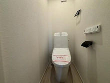 【東京都/小金井市緑町】小金井市緑町3丁目（1号棟）　新築戸建 トイレ：1F