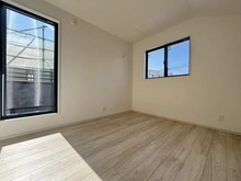 【東京都/日野市多摩平】日野市多摩平3丁目（1号棟）　新築戸建 洋室：2F約6.1帖