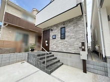 【東京都/国立市青柳】国立市青柳1丁目（1号棟）　新築戸建 アプローチ