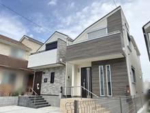 【東京都/国立市青柳】国立市青柳1丁目（2号棟）　新築戸建 外観：全2棟現場（2号棟）※写真中央