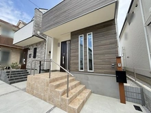 【東京都/国立市青柳】国立市青柳1丁目（2号棟）　新築戸建 アプローチ