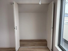 【東京都/国立市青柳】国立市青柳1丁目（2号棟）　新築戸建 収納：約5.25帖の洋室にある収納