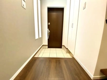 【兵庫県/神戸市灘区篠原北町】神戸市灘区篠原北町4丁目新築戸建てA号地 玄関