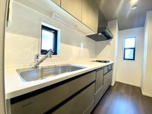 【兵庫県/神戸市灘区篠原北町】神戸市灘区篠原北町4丁目新築戸建てB号地 キッチン