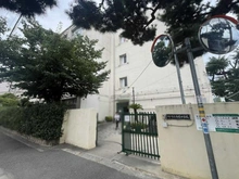 【兵庫県/神戸市東灘区御影山手】御影山手3丁目中古戸建 神戸市立御影中学校（現地より約2,100m）