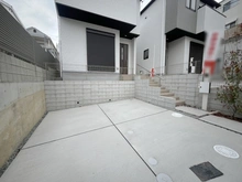 【兵庫県/芦屋市朝日ケ丘町】芦屋市朝日ケ丘町　新築戸建　1期2号棟 駐車場