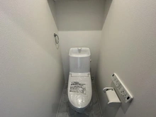 【兵庫県/神戸市東灘区青木】MELDIA神戸市東灘区青木二丁目　C号棟 トイレ