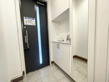 【東京都/足立区南花畑】足立区南花畑1丁目　中古戸建 玄関