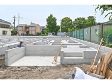 【東京都/足立区伊興】足立区伊興4丁目　新築戸建　A号棟 建築中の外観