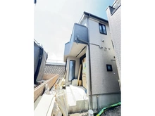 【東京都/葛飾区西水元】葛飾区西水元3丁目新築戸建　A号棟 建築中の外観：全二区画,中央対象物件