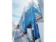 【東京都/葛飾区南水元】葛飾区南水元4丁目新築戸建　1号棟 建築中の外観：全二区画,中央対象物件