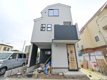 【千葉県/浦安市入船】浦安市入船410(2)1号棟 建築中の外観：全２区画、全２棟現場