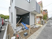 【千葉県/浦安市入船】浦安市入船410(2)1号棟 建築中の外観：全２区画、全２棟現場