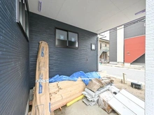 【千葉県/浦安市入船】浦安市入船410(2)1号棟 建築中の外観：全２区画、全２棟現場