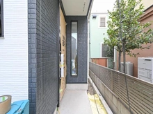 【千葉県/浦安市入船】浦安市入船410(2)2号棟 建築中の外観：全２区画、全２棟現場