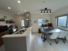 【東京都/江戸川区篠崎町】江戸川区篠崎町4丁目　中古戸建 リビング・ダイニング