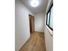 【千葉県/市川市塩焼】市川市塩焼3丁目　新築戸建 サービスルーム（納戸）：2階フリースペース