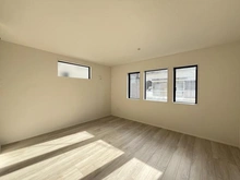 【東京都/江戸川区南葛西】南葛西5丁目　新築戸建 リビング・ダイニング：LD部分に床暖房完備