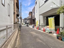 【千葉県/市川市広尾】市川市広尾1丁目　新築戸建 前面道路