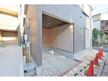 【東京都/江戸川区南小岩】江戸川区南小岩2丁目新築戸建：2号棟 駐車場