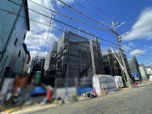 【埼玉県/所沢市東所沢和田】所沢市東所沢和田3丁目 新築戸建 10号棟 建築中の外観：全11棟／中央