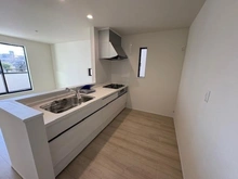 【埼玉県/さいたま市桜区西堀】さいたま市桜区西堀　新築戸建2号棟 キッチン