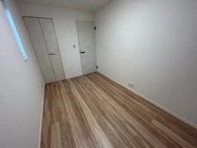 【埼玉県/さいたま市南区大字大谷口】さいたま市南区大谷口　新築戸建て　2号棟 サービスルーム（納戸）：1階　約5帖