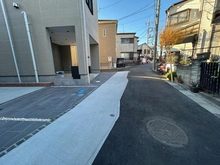 【埼玉県/さいたま市南区大字大谷口】さいたま市南区大谷口　新築戸建て　3号棟 前面道路