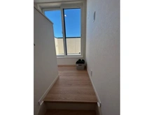 【埼玉県/さいたま市南区大字大谷口】さいたま市南区大谷口　新築戸建て　3号棟 屋上テラス手前の踊り場