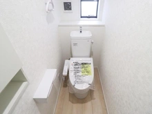 【埼玉県/朝霞市宮戸】朝霞市宮戸3丁目　新築戸建　3号棟 トイレ