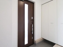 【埼玉県/朝霞市宮戸】朝霞市宮戸3丁目　新築戸建　4号棟 玄関