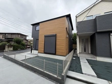 【埼玉県/所沢市大字下安松】所沢市下安松　新築戸建　1号棟 外観：全2棟現場／左側