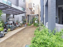 【東京都/世田谷区三宿】三宿2丁目中古戸建 アプローチ
