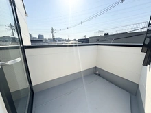 【東京都/世田谷区若林】若林2丁目新築戸建 バルコニー