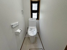 【神奈川県/川崎市幸区幸町】川崎市幸区幸町4丁目　中古戸建 トイレ