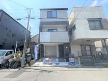【神奈川県/川崎市川崎区桜本】桜本新築分譲住宅 建築中の外観