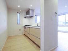 【神奈川県/川崎市川崎区渡田】渡田4丁目 中古戸建 キッチン