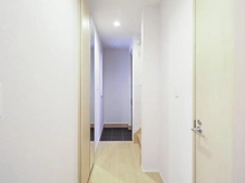 【神奈川県/川崎市川崎区渡田】渡田4丁目 中古戸建 玄関