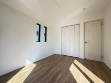 【神奈川県/横浜市鶴見区梶山】横浜市鶴見区梶山一丁目　新築戸建　一号棟 洋室：2階北西側洋室約6.0帖