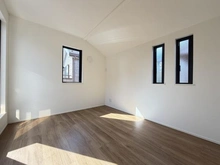 【神奈川県/横浜市鶴見区梶山】横浜市鶴見区梶山一丁目　新築戸建　一号棟 洋室：2階北西側洋室約6.0帖